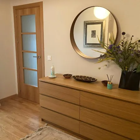 Modern & Cosy In Pyrenees Spain Apartamento *