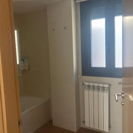 Modern & Cosy In Pyrenees Spain Appartement Jaca